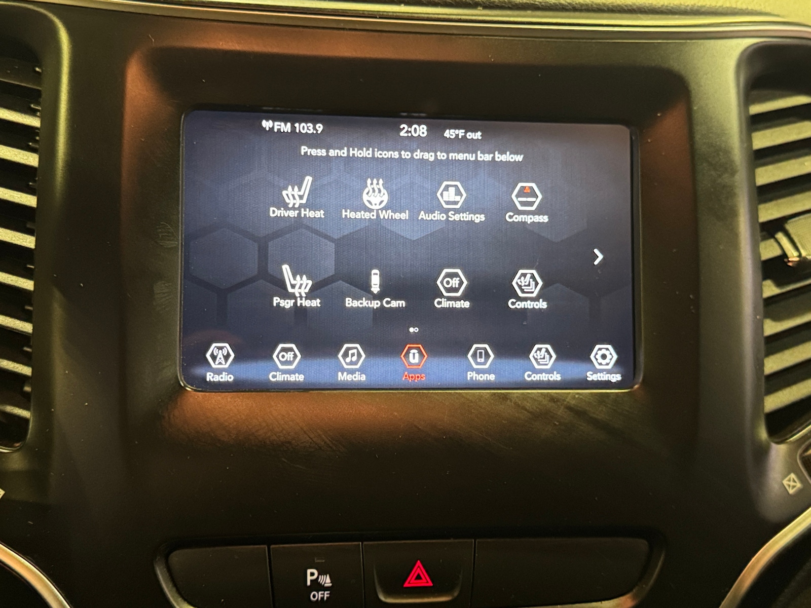 Thumbnail: 2019 Jeep Cherokee - 4