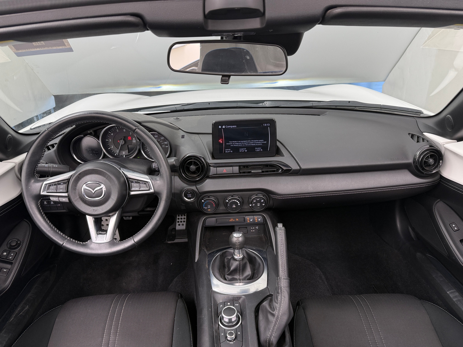 Thumbnail: 2021 Mazda MX-5 Miata - 6