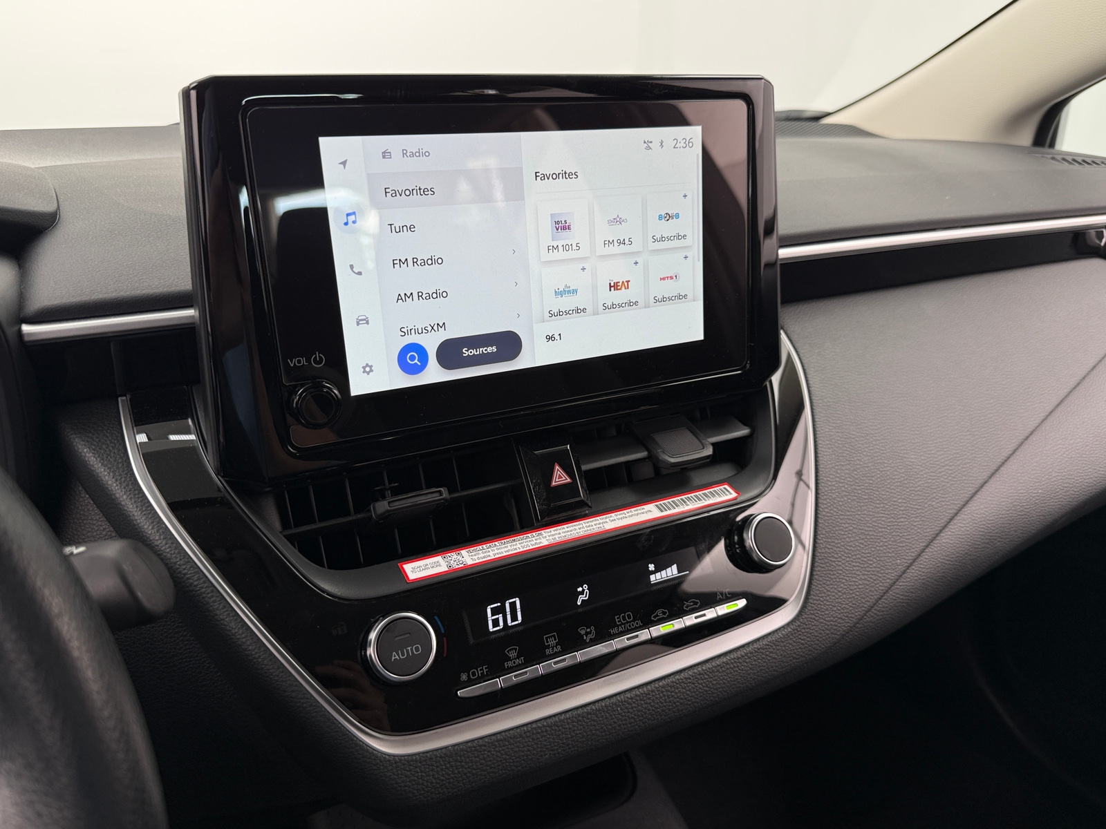 Thumbnail: 2025 Toyota Corolla - 4