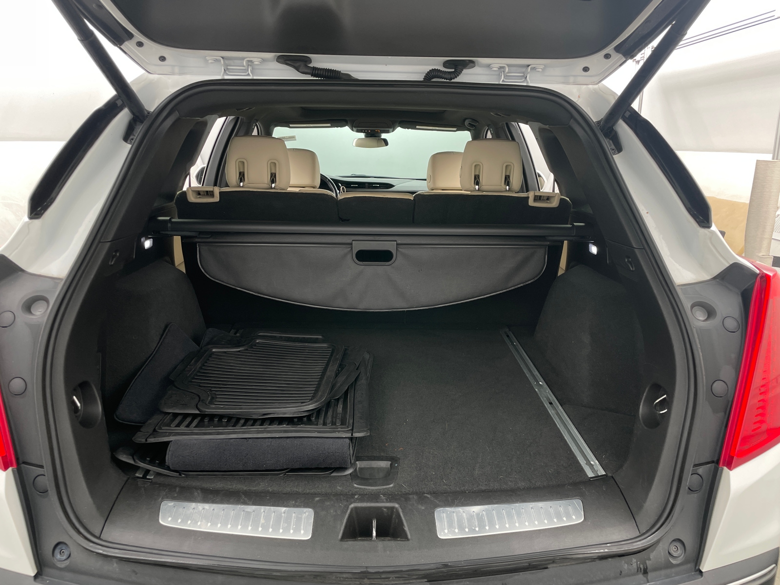 Thumbnail: 2019 Cadillac XT5 - 6