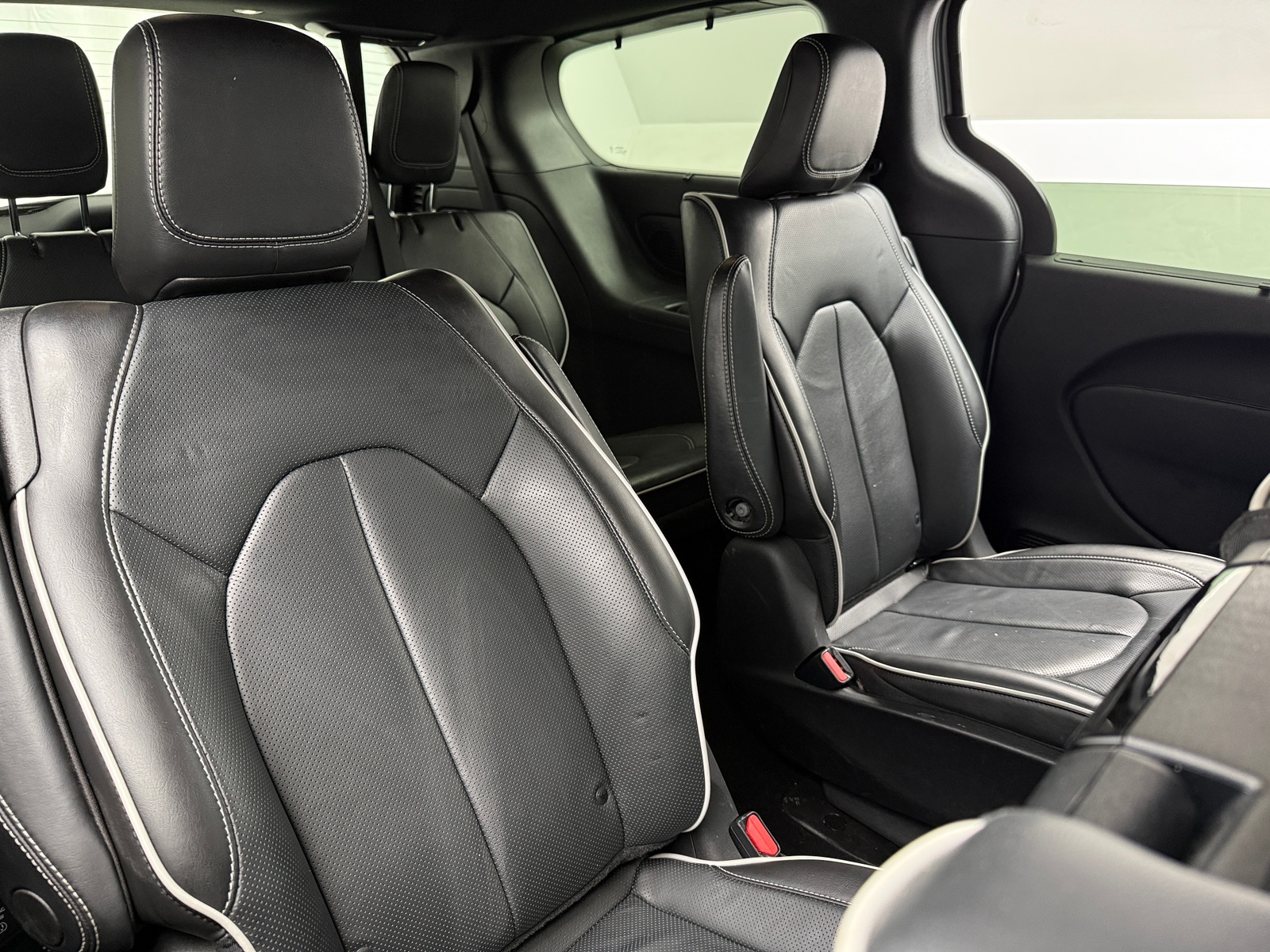 Thumbnail: 2021 Chrysler Pacifica - 5