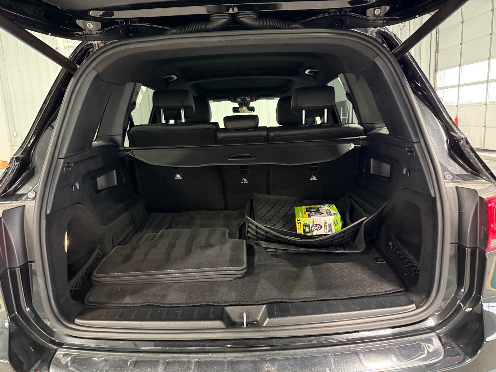 Thumbnail: 2021 Mercedes-Benz GLB - 6