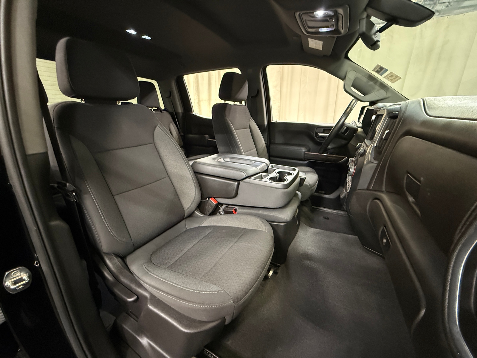 Thumbnail: 2022 Chevrolet Silverado 1500 - 2