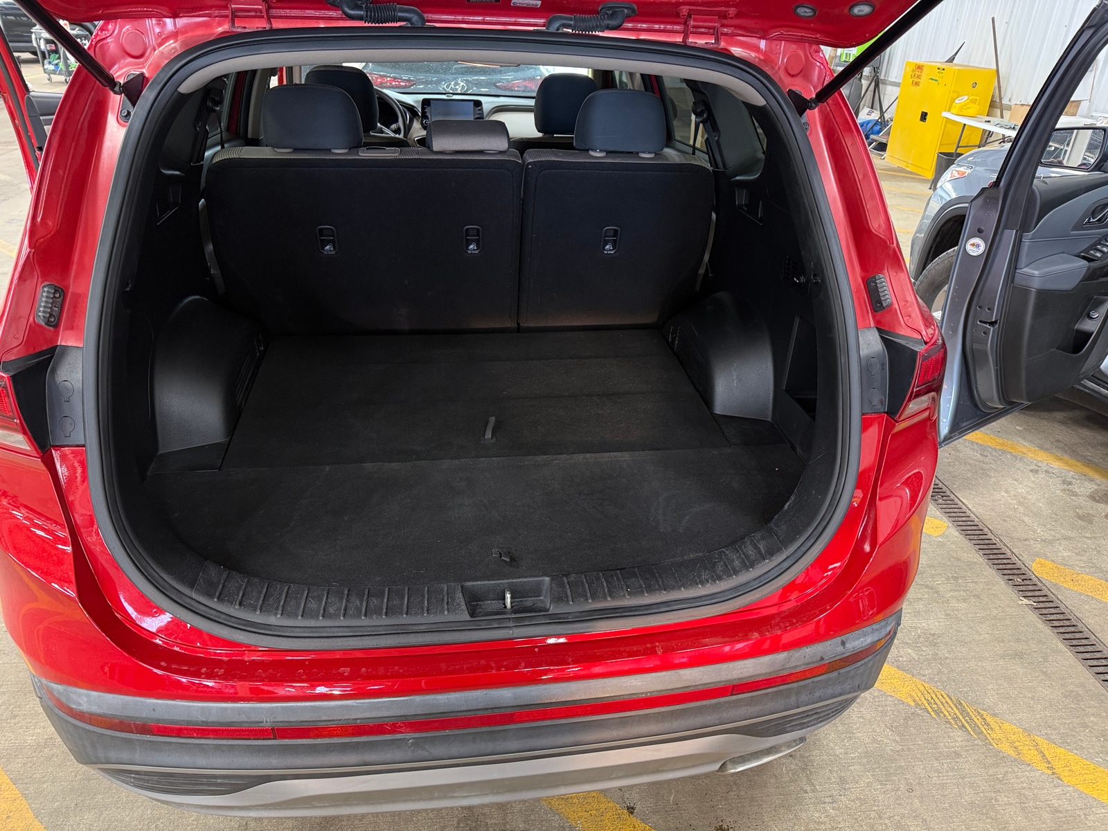 Thumbnail: 2023 Hyundai Santa Fe - 7