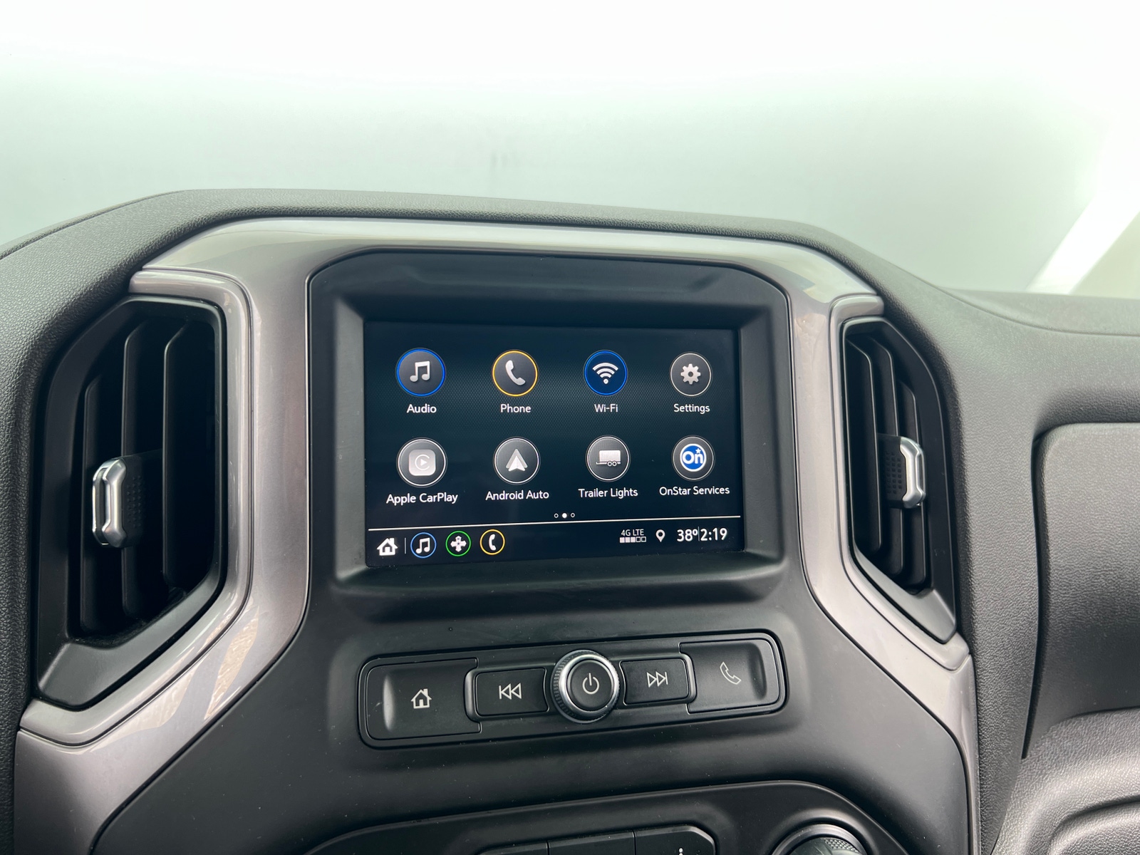 Thumbnail: 2021 Chevrolet Silverado 1500 - 4