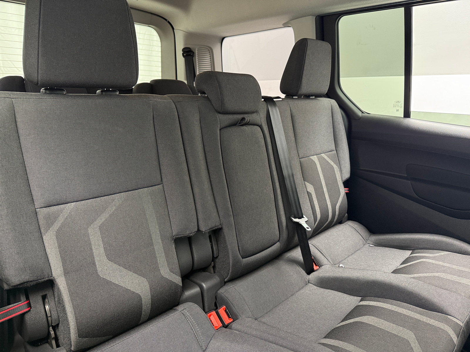 Thumbnail: 2018 Ford Transit Series - 6