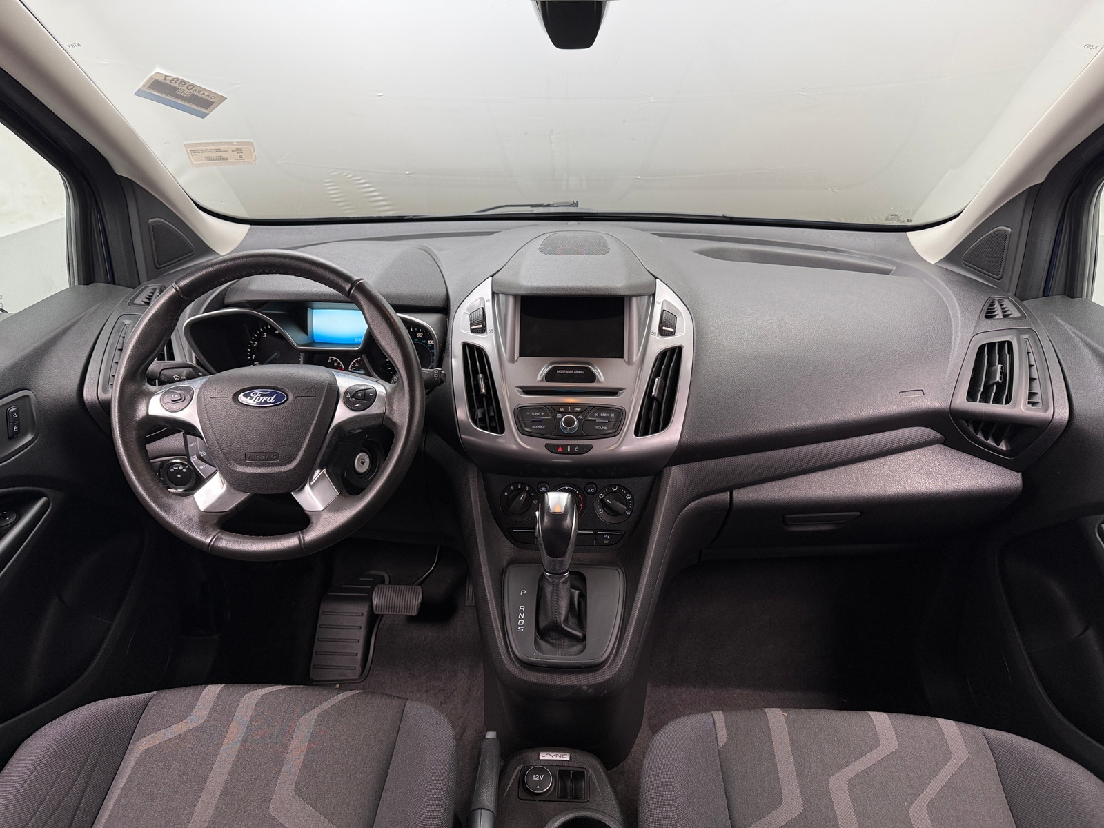 Thumbnail: 2018 Ford Transit Series - 3