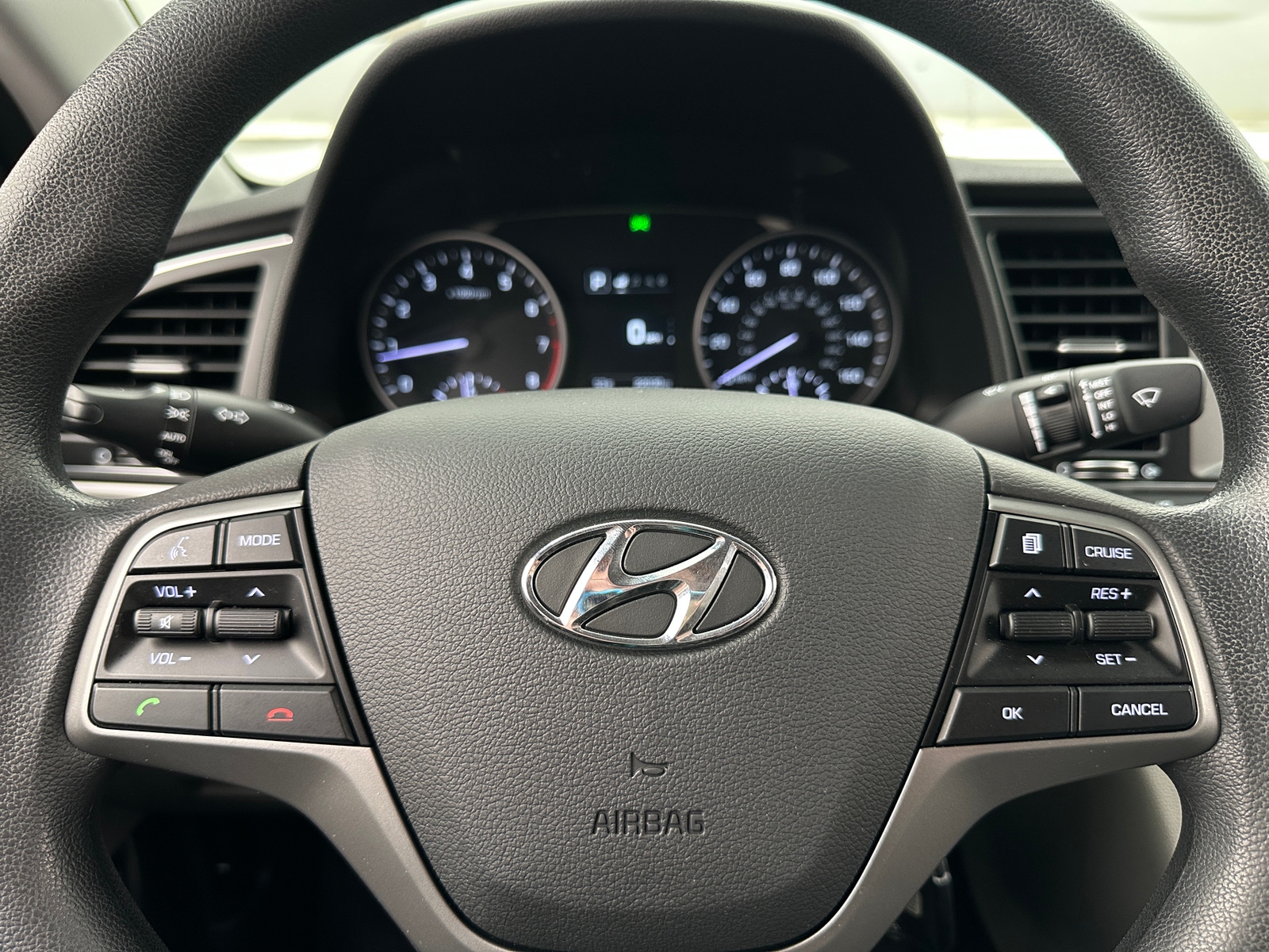 Thumbnail: 2018 Hyundai Elantra - 5