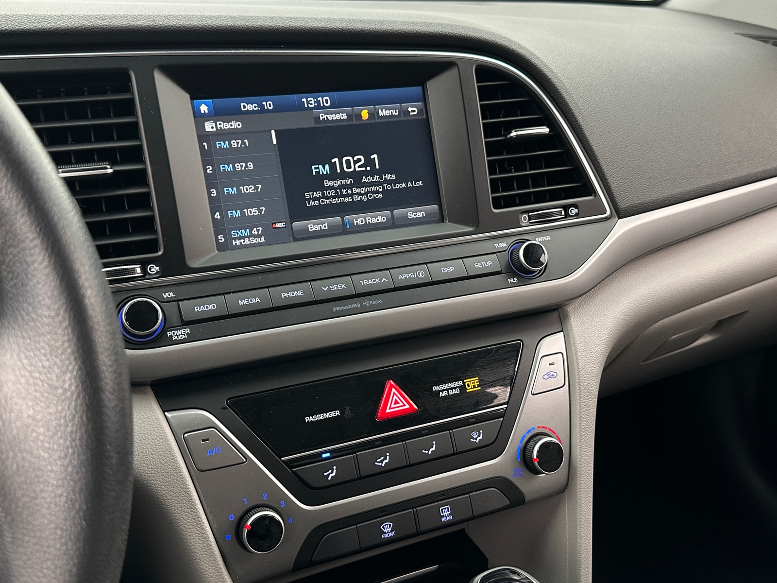 Thumbnail: 2018 Hyundai Elantra - 4