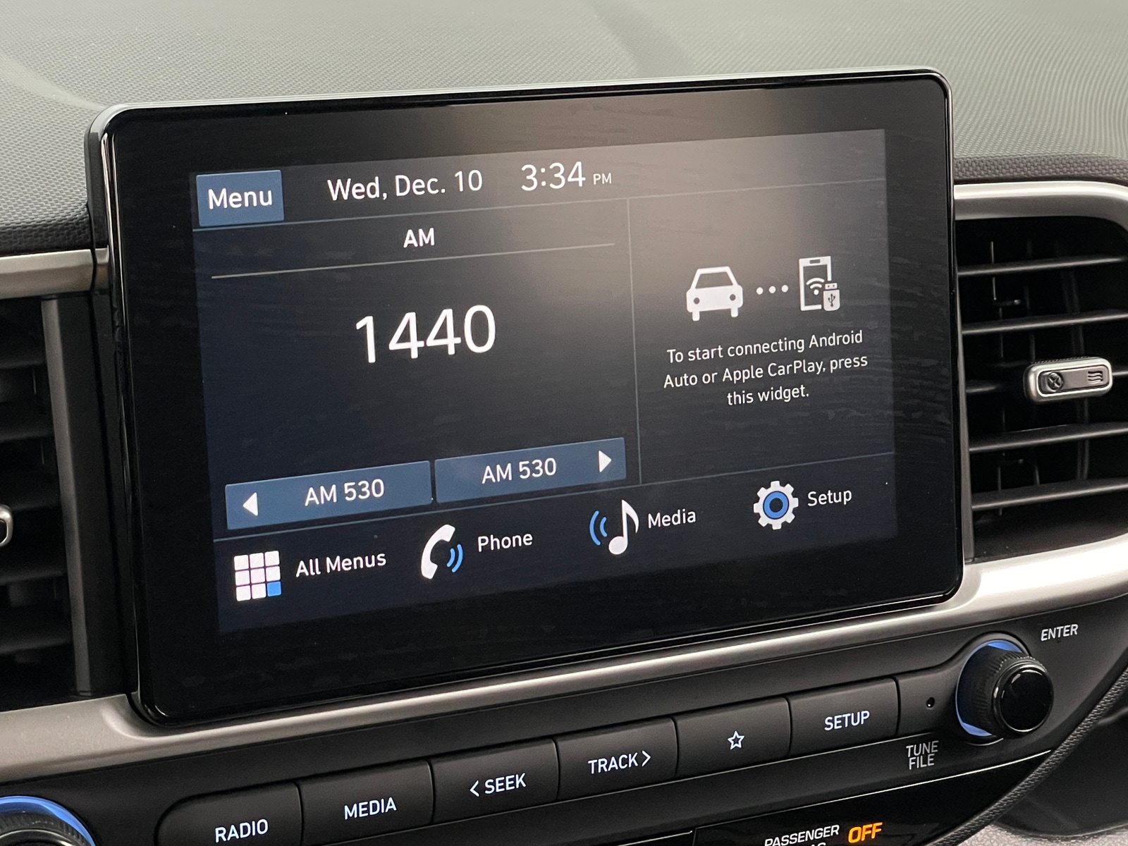 Thumbnail: 2023 Hyundai Venue - 4