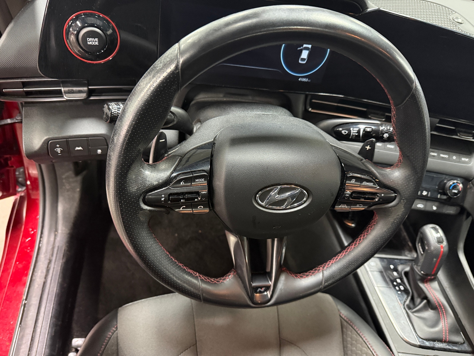 Thumbnail: 2023 Hyundai Elantra - 4