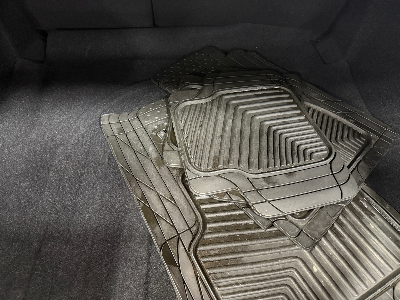 Thumbnail: 2023 Hyundai Elantra - 6