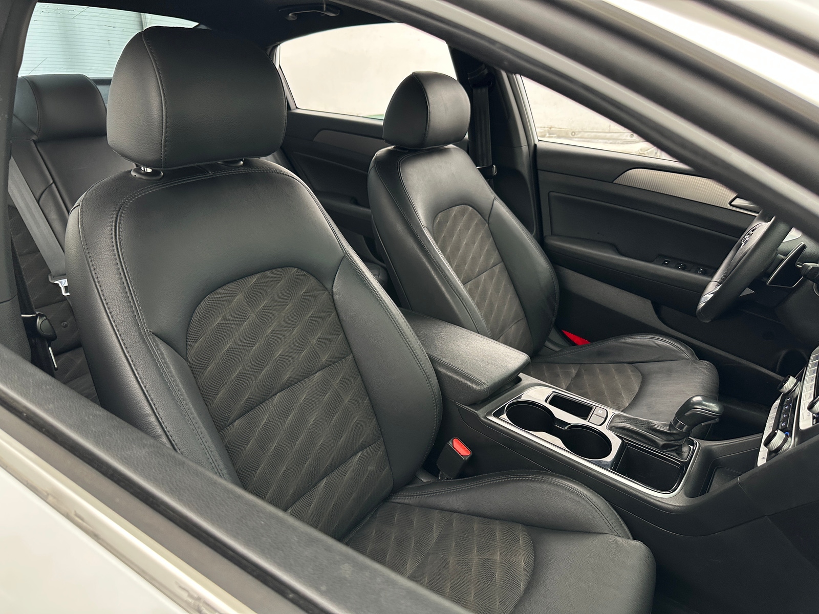 Thumbnail: 2018 Hyundai Sonata - 2