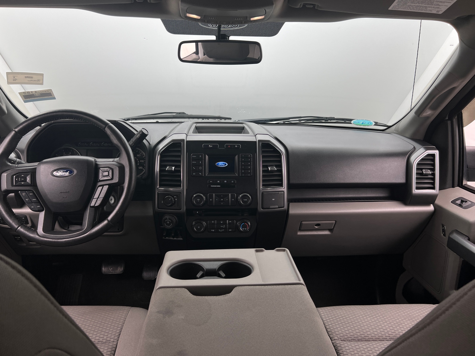 Thumbnail: 2018 Ford Econoline - 3