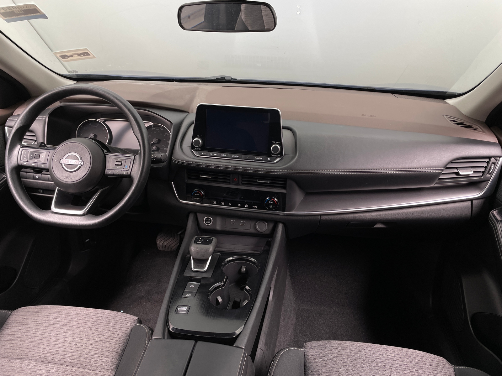 Thumbnail: 2023 Nissan Rogue - 3