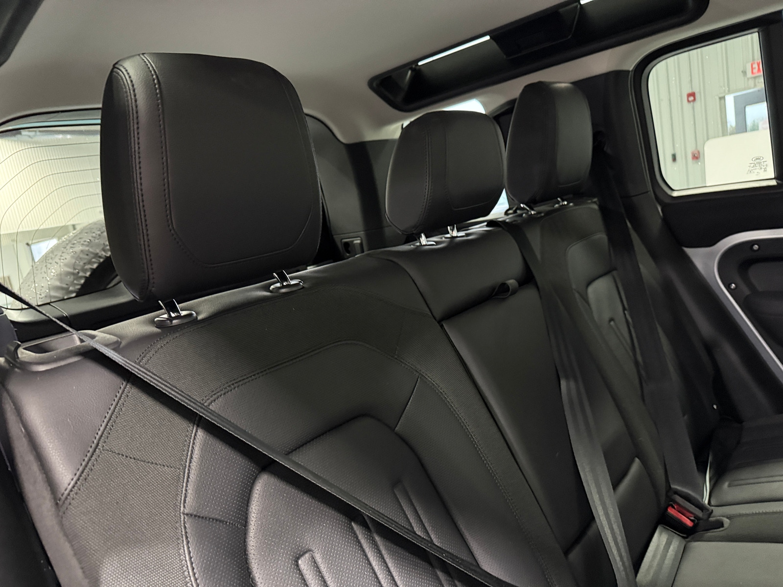 Thumbnail: 2020 Land Rover Defender - 5