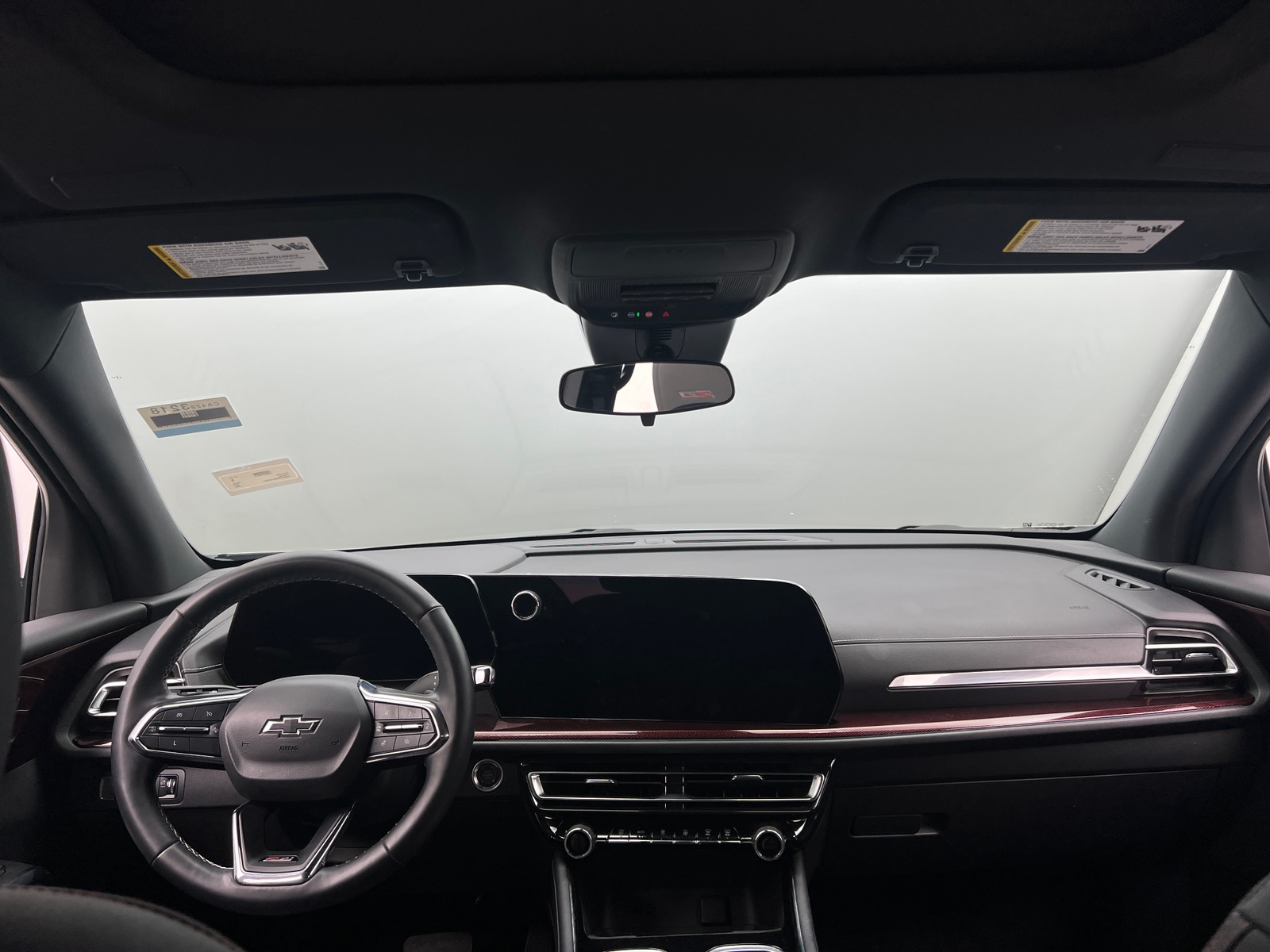 Thumbnail: 2025 Chevrolet Traverse - 2