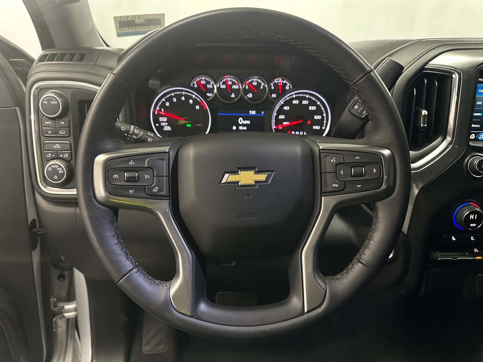 Thumbnail: 2022 Chevrolet Silverado 1500 - 5