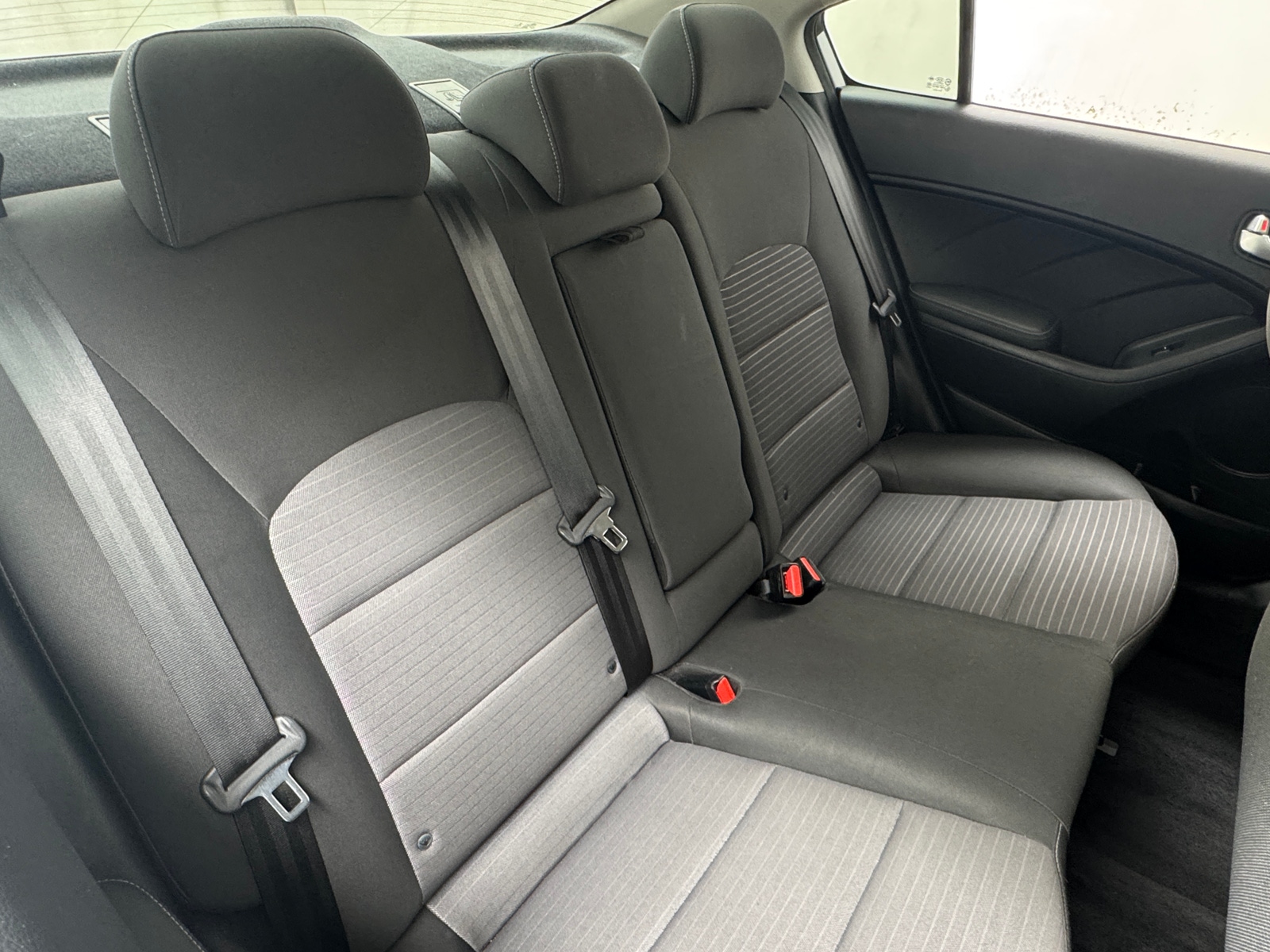 Thumbnail: 2018 Kia Forte - 6