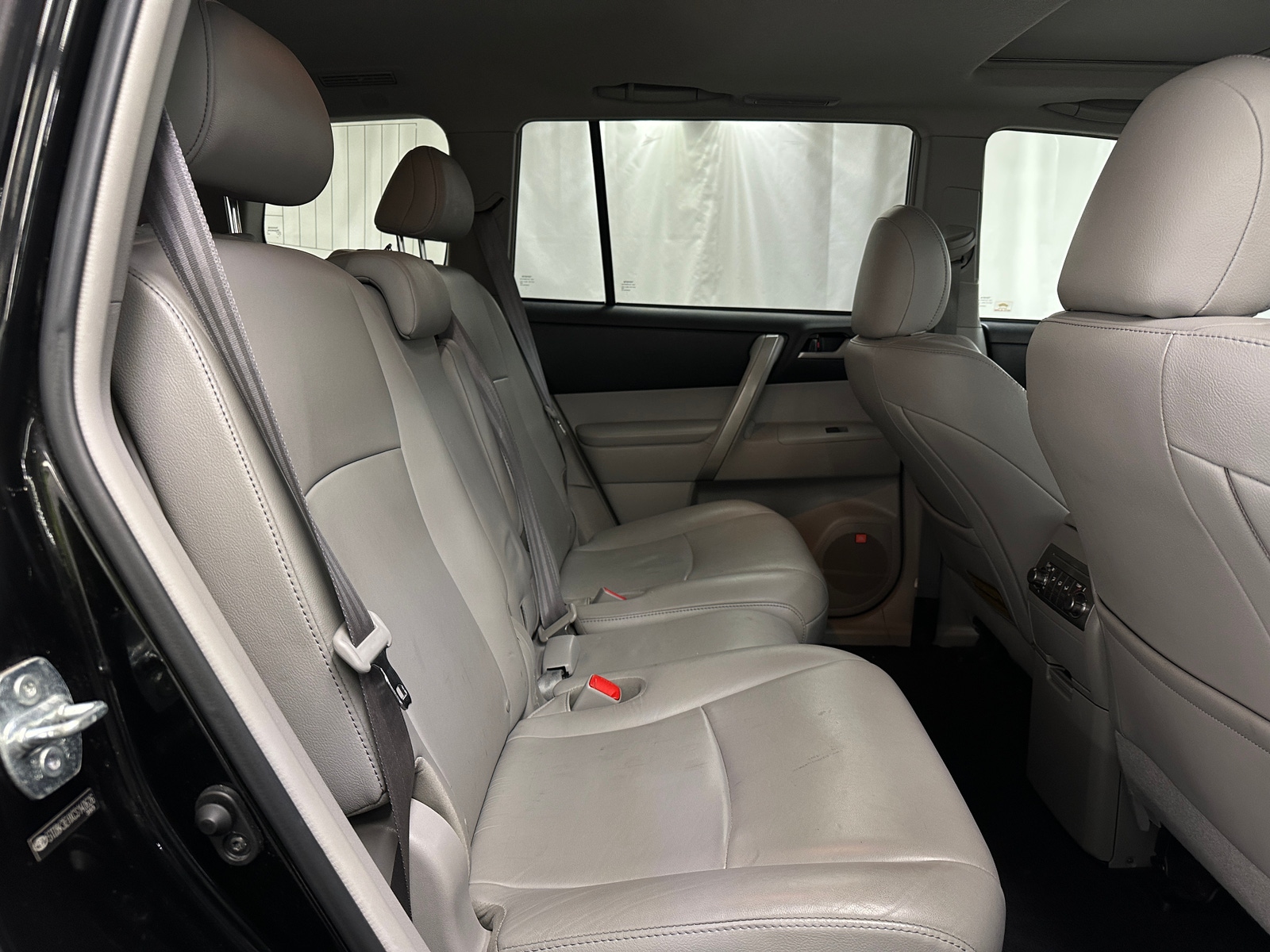 Thumbnail: 2012 Toyota Highlander - 5