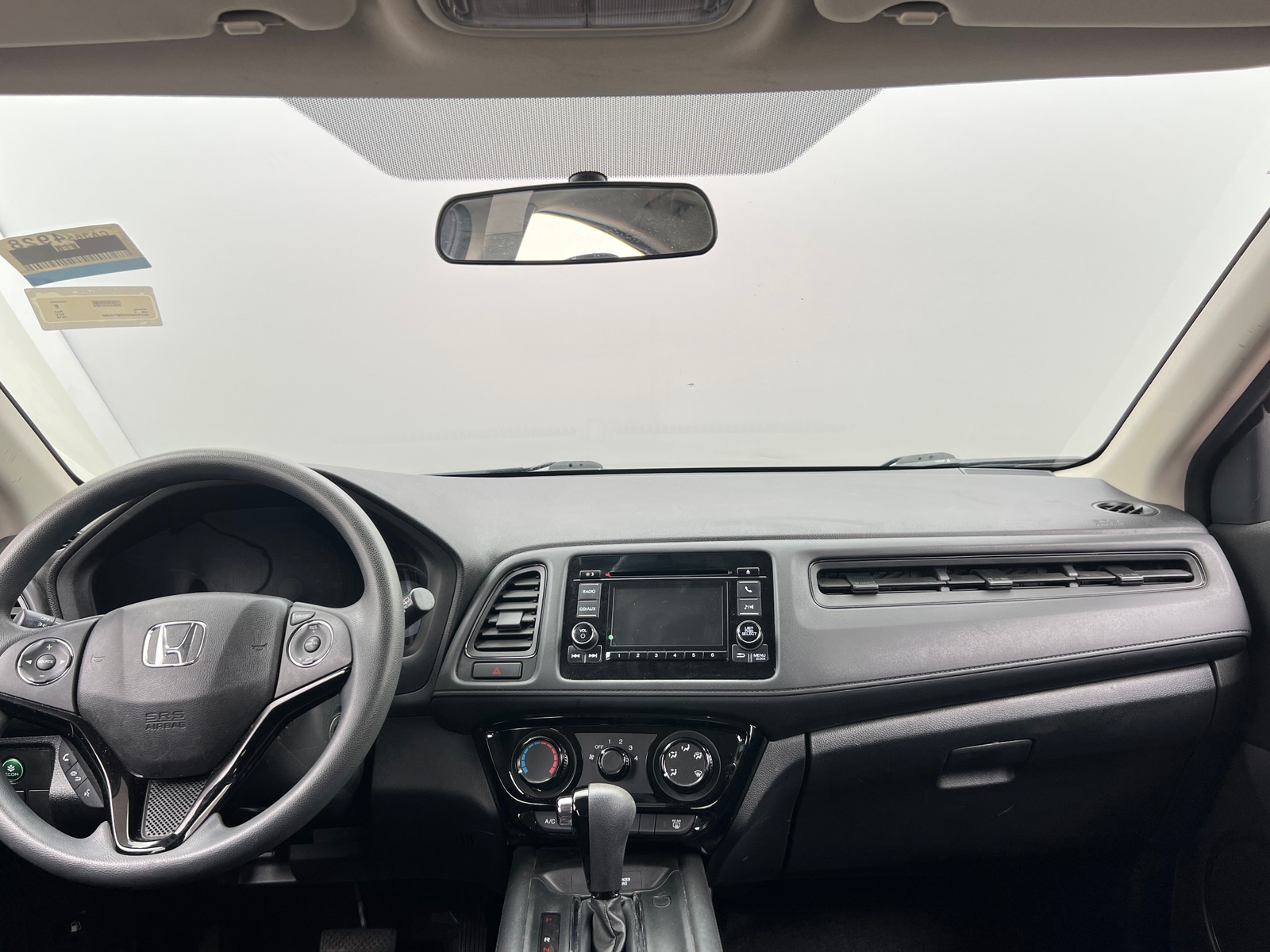 Thumbnail: 2016 Honda HR-V - 3