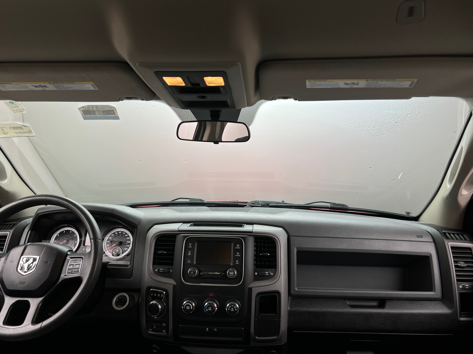 Thumbnail: 2019 RAM 1500 Classic - 3