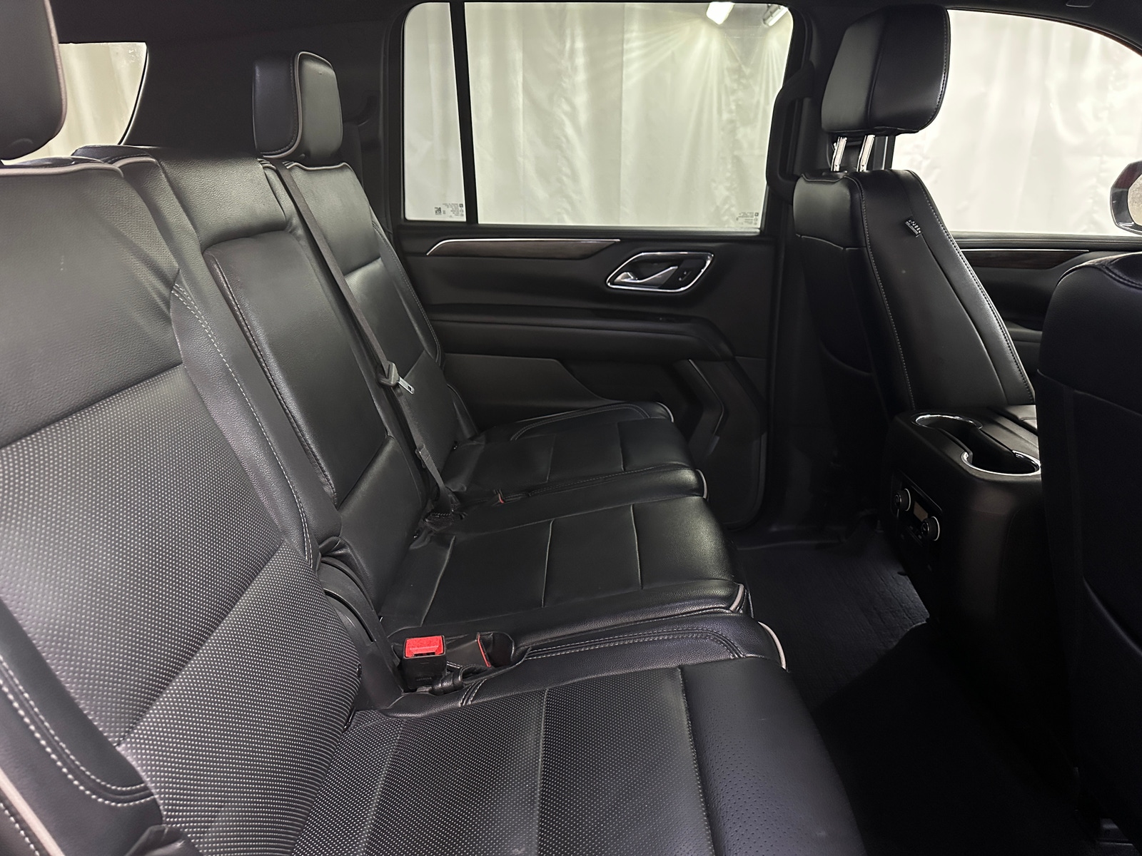 Thumbnail: 2023 Chevrolet Suburban - 6