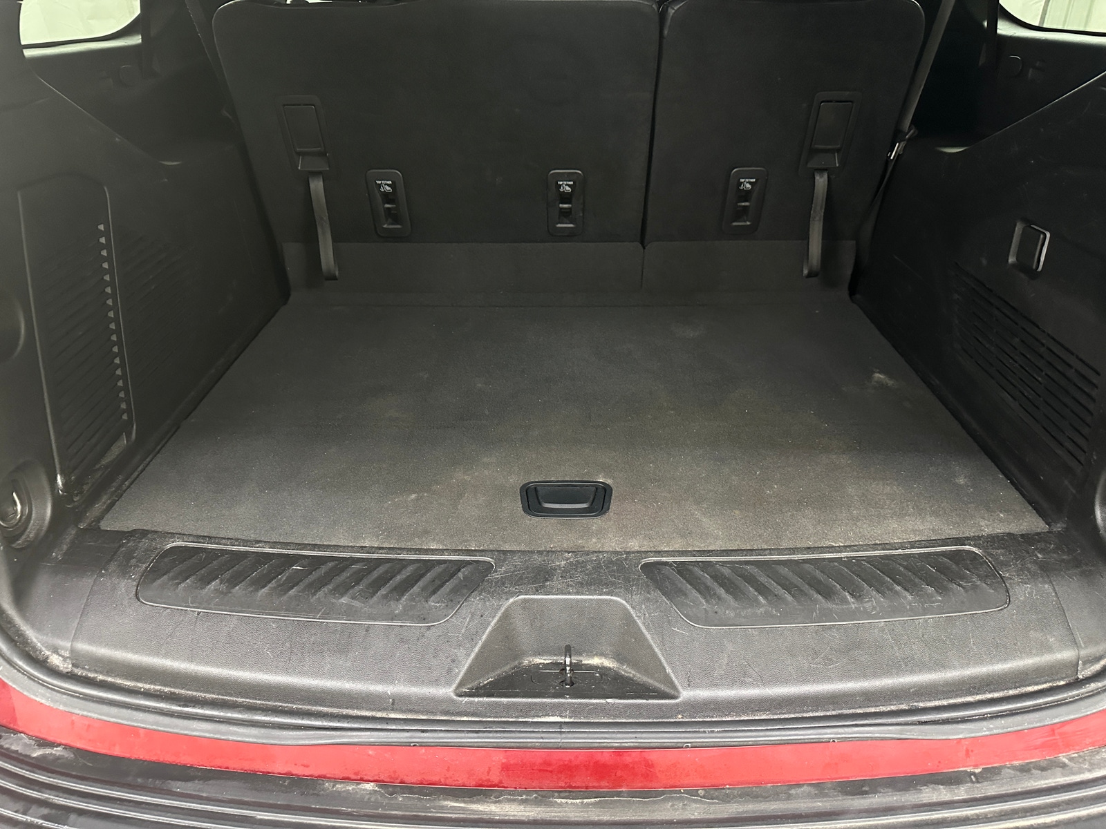 Thumbnail: 2023 Chevrolet Suburban - 7