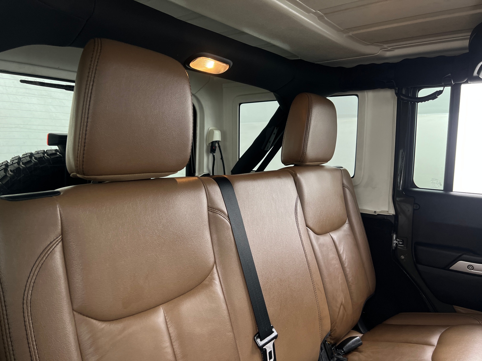 Thumbnail: 2015 Jeep Wrangler - 5