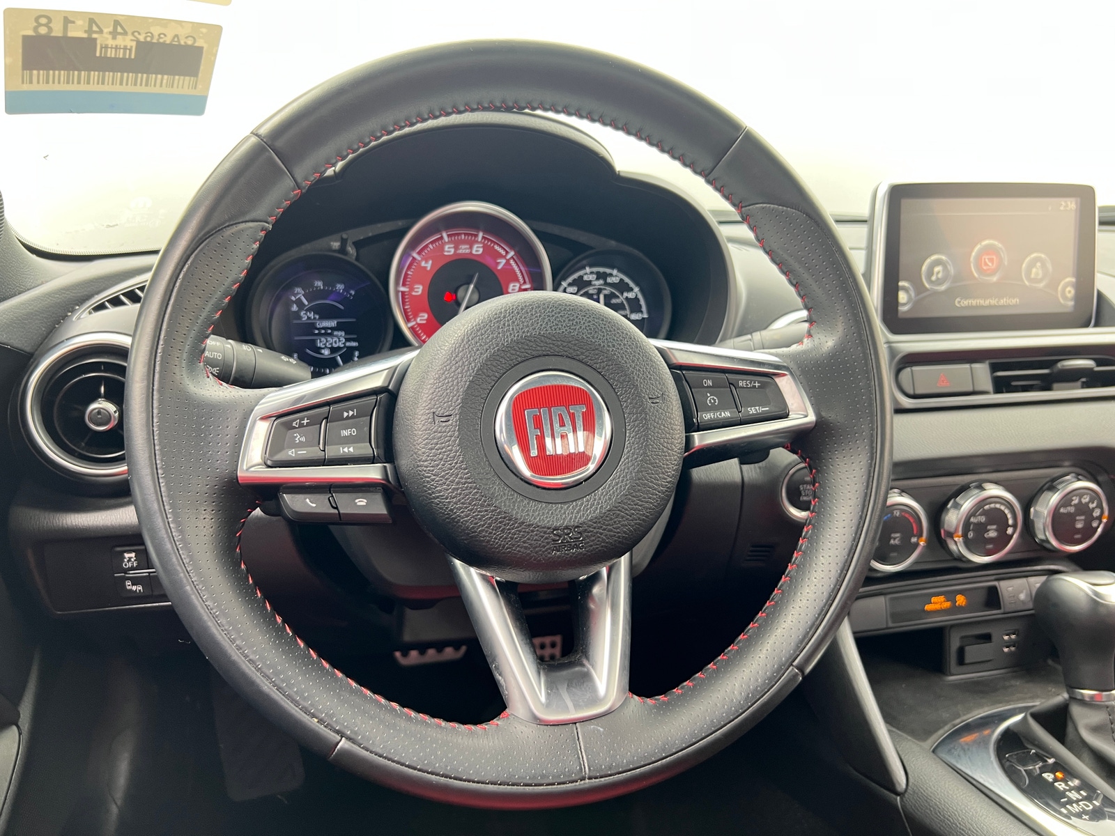 Thumbnail: 2017 Fiat 124 Spider - 3