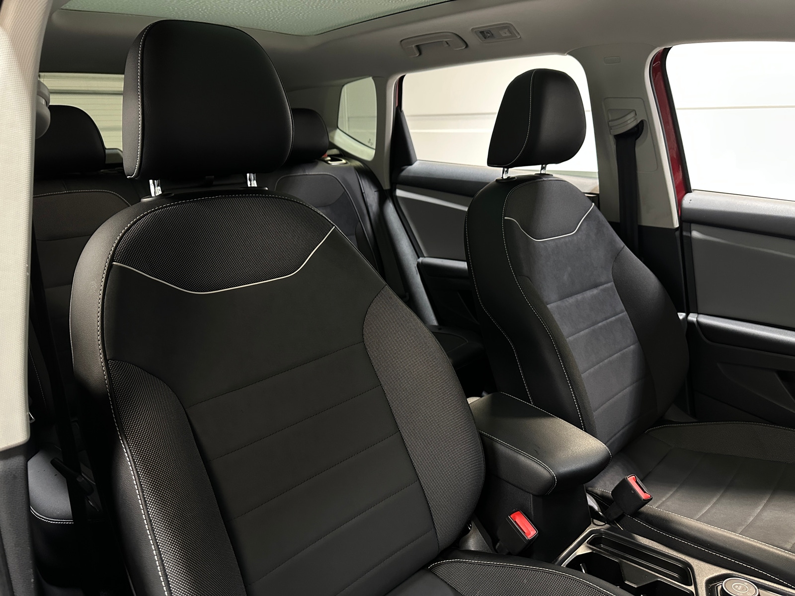 Thumbnail: 2023 Volkswagen Taos - 2