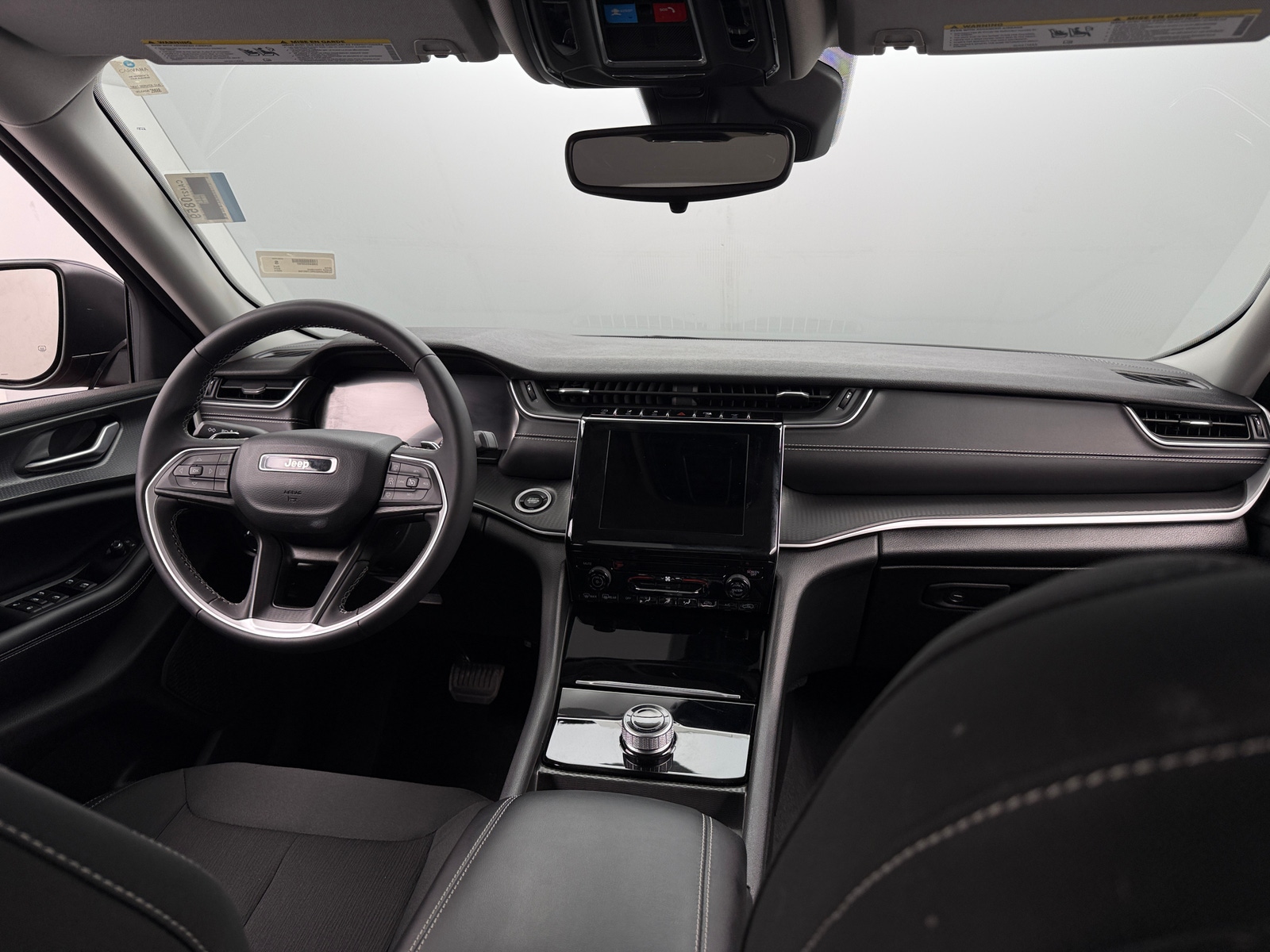 Thumbnail: 2024 Jeep Grand Cherokee - 3