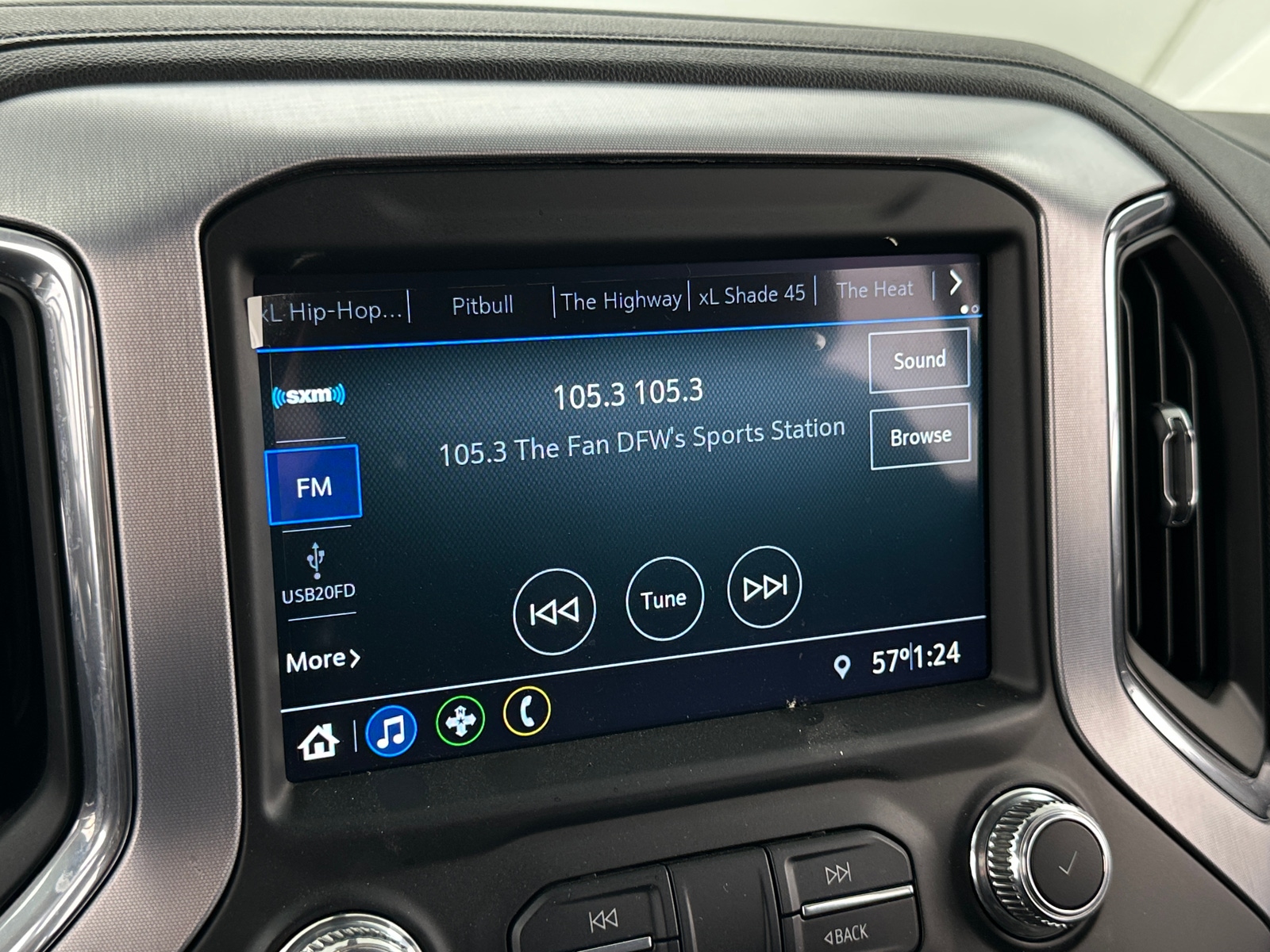 Thumbnail: 2022 GMC Sierra 2500 - 4