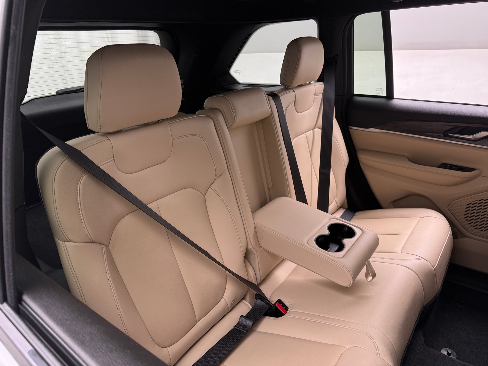 Thumbnail: 2023 Jeep Grand Cherokee - 5