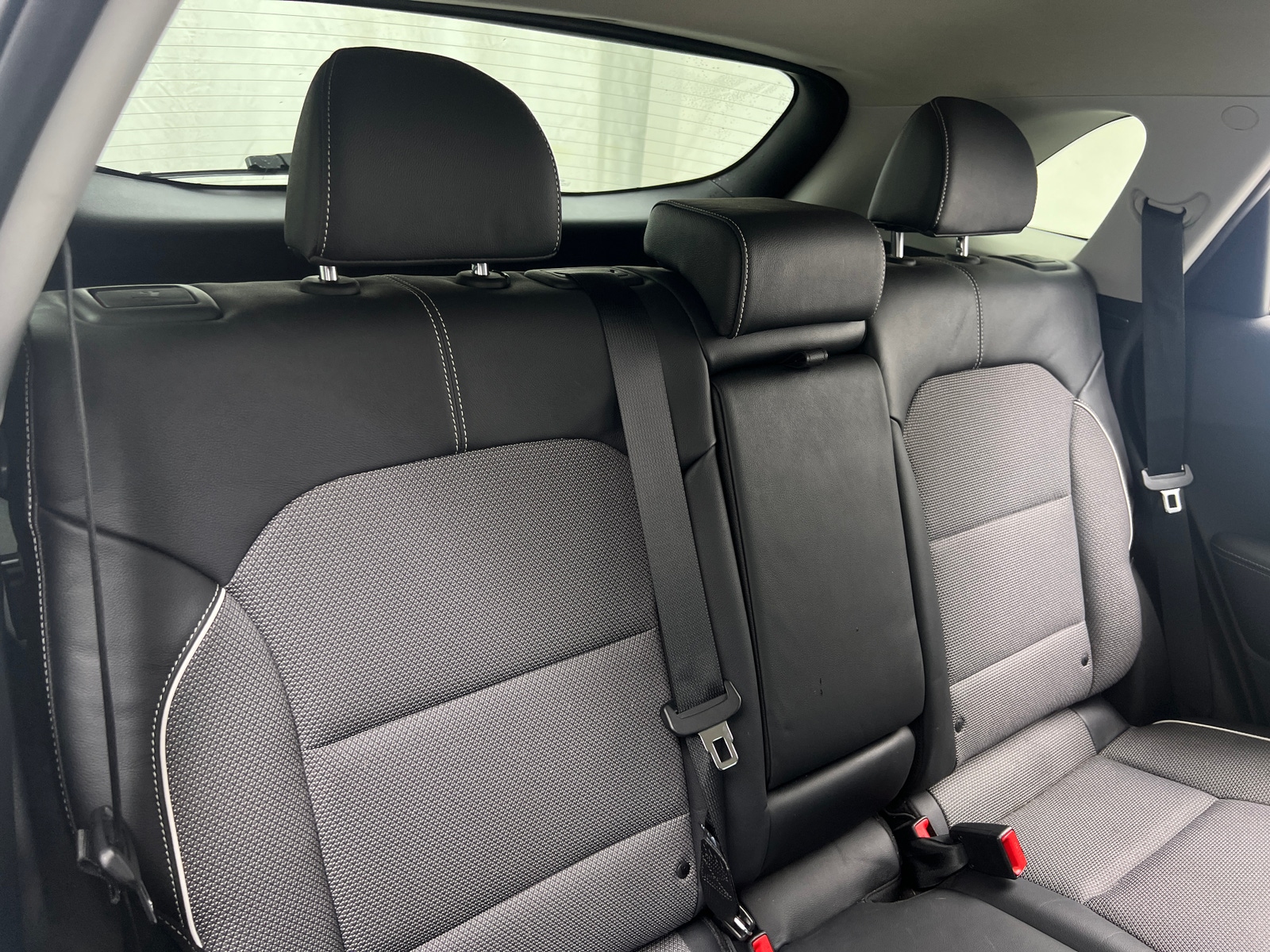 Thumbnail: 2019 Kia Niro - 5