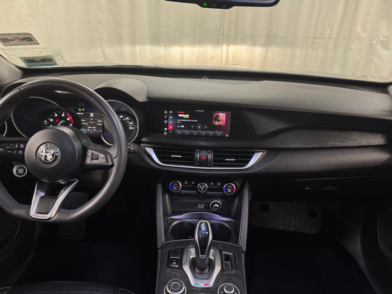 Thumbnail: 2021 Alfa Romeo Stelvio - 2