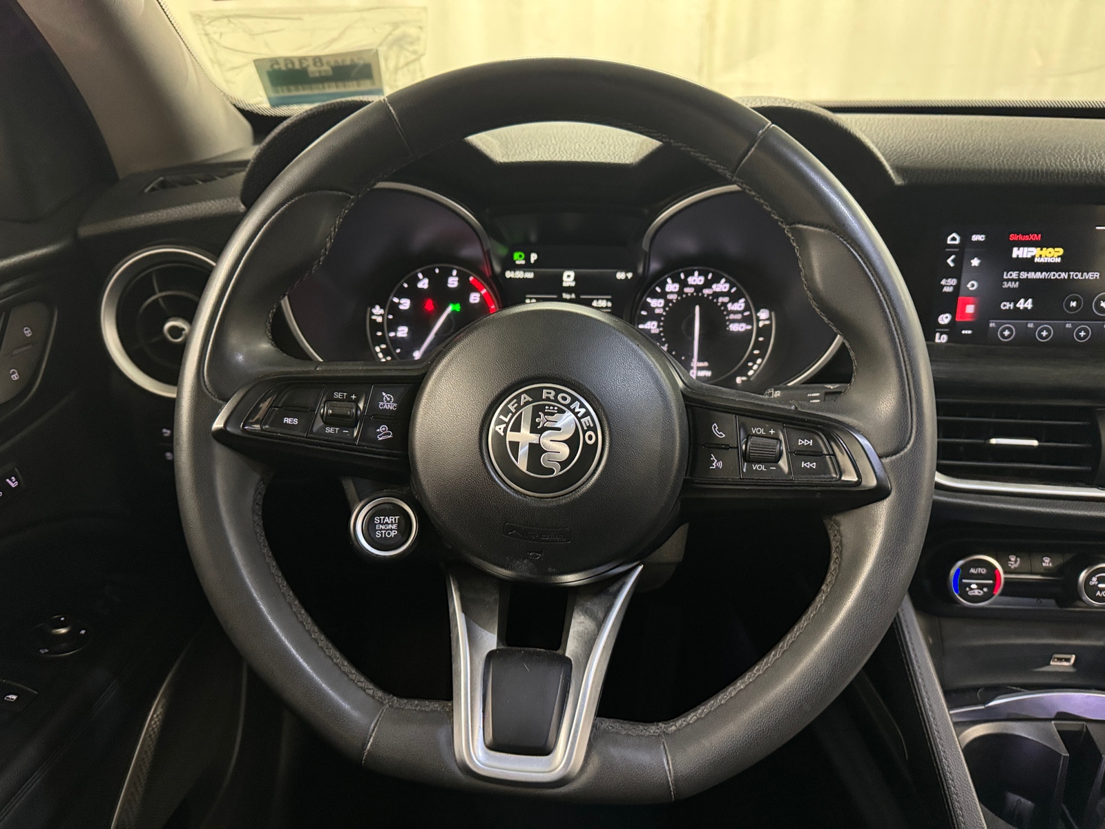 Thumbnail: 2021 Alfa Romeo Stelvio - 4