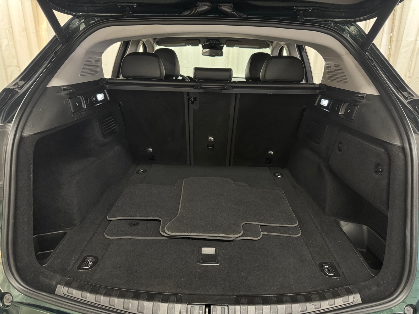 Thumbnail: 2021 Alfa Romeo Stelvio - 6