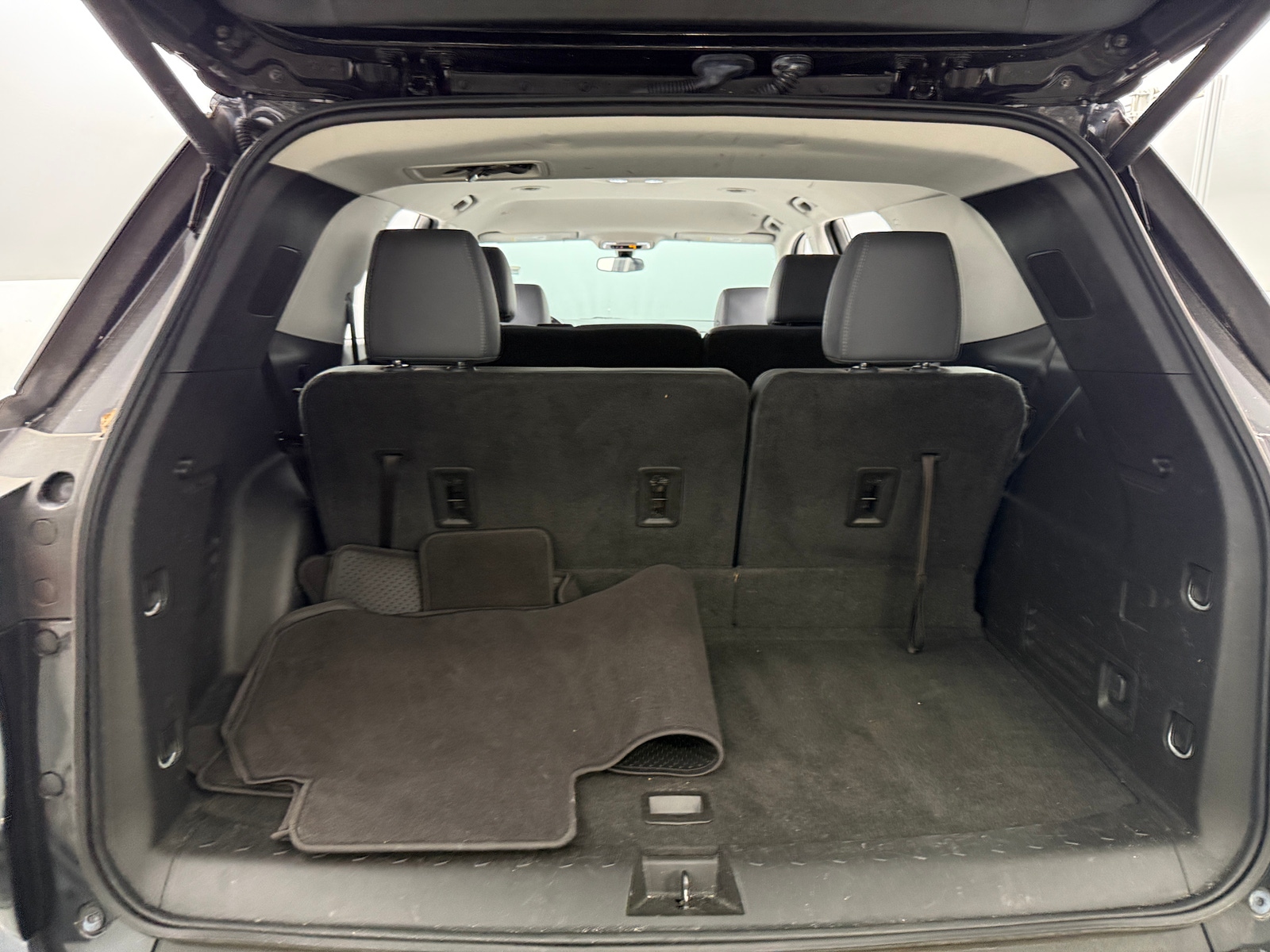 Thumbnail: 2019 Chevrolet Traverse - 6