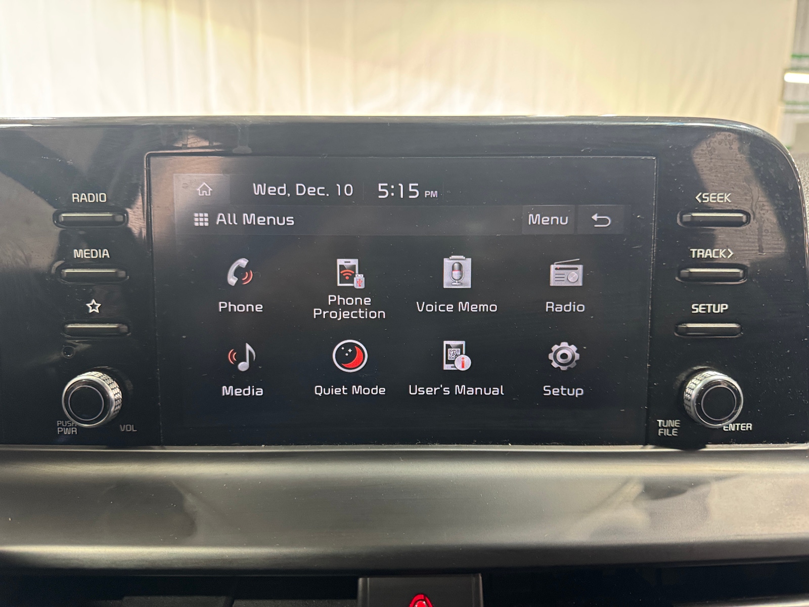 Thumbnail: 2024 Kia Seltos - 4