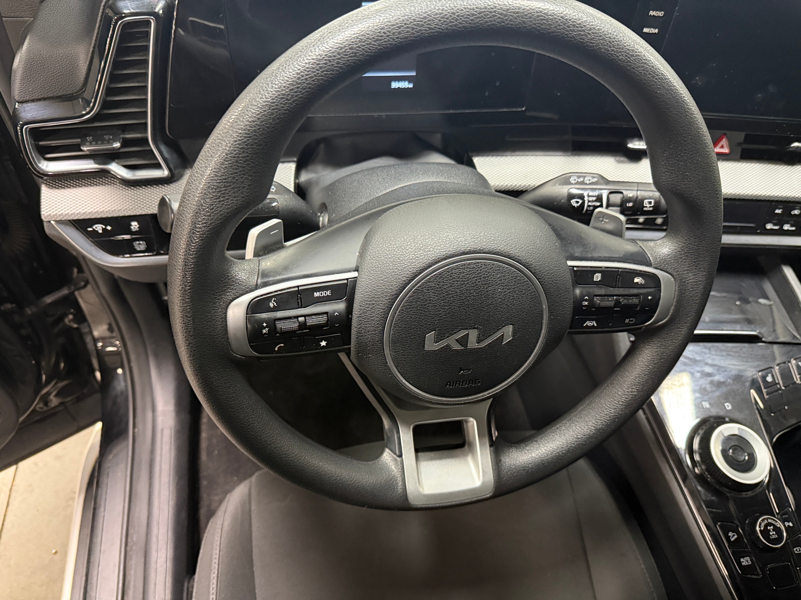 Thumbnail: 2023 Kia Sportage - 5