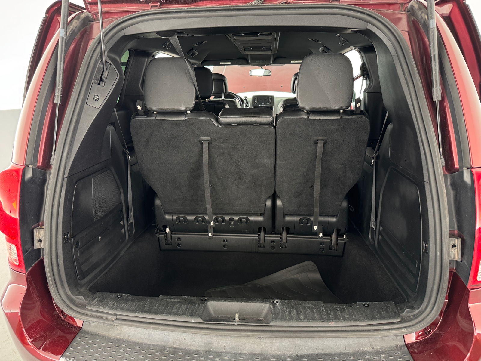 Thumbnail: 2018 Dodge Grand Caravan - 6