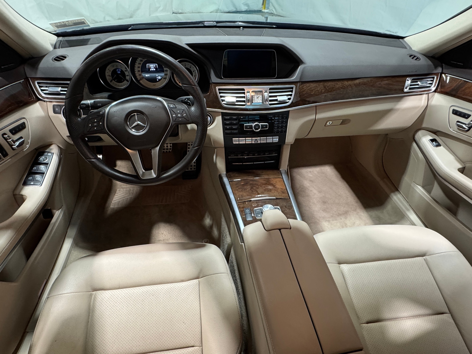 Thumbnail: 2014 Mercedes-Benz E-Class - 2