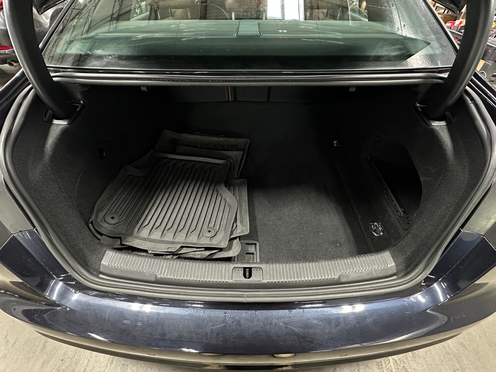 Thumbnail: 2018 Audi A6 - 6