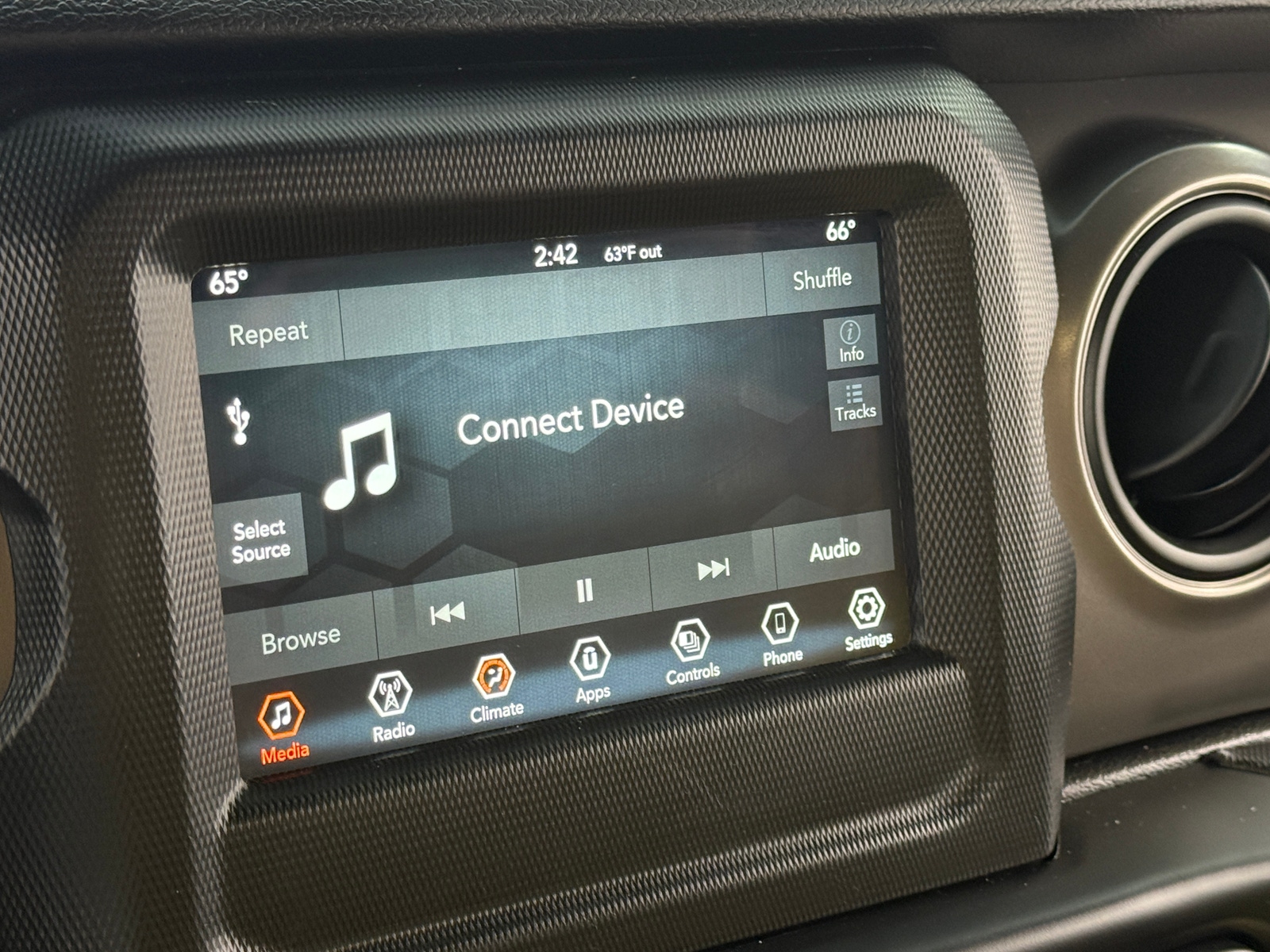 Thumbnail: 2021 Jeep Wrangler - 4