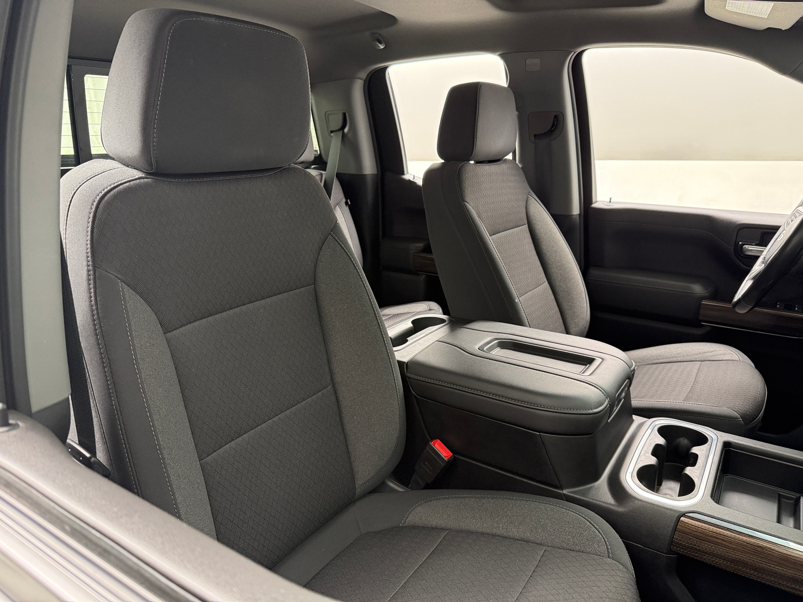 Thumbnail: 2020 Chevrolet Silverado 1500 - 2