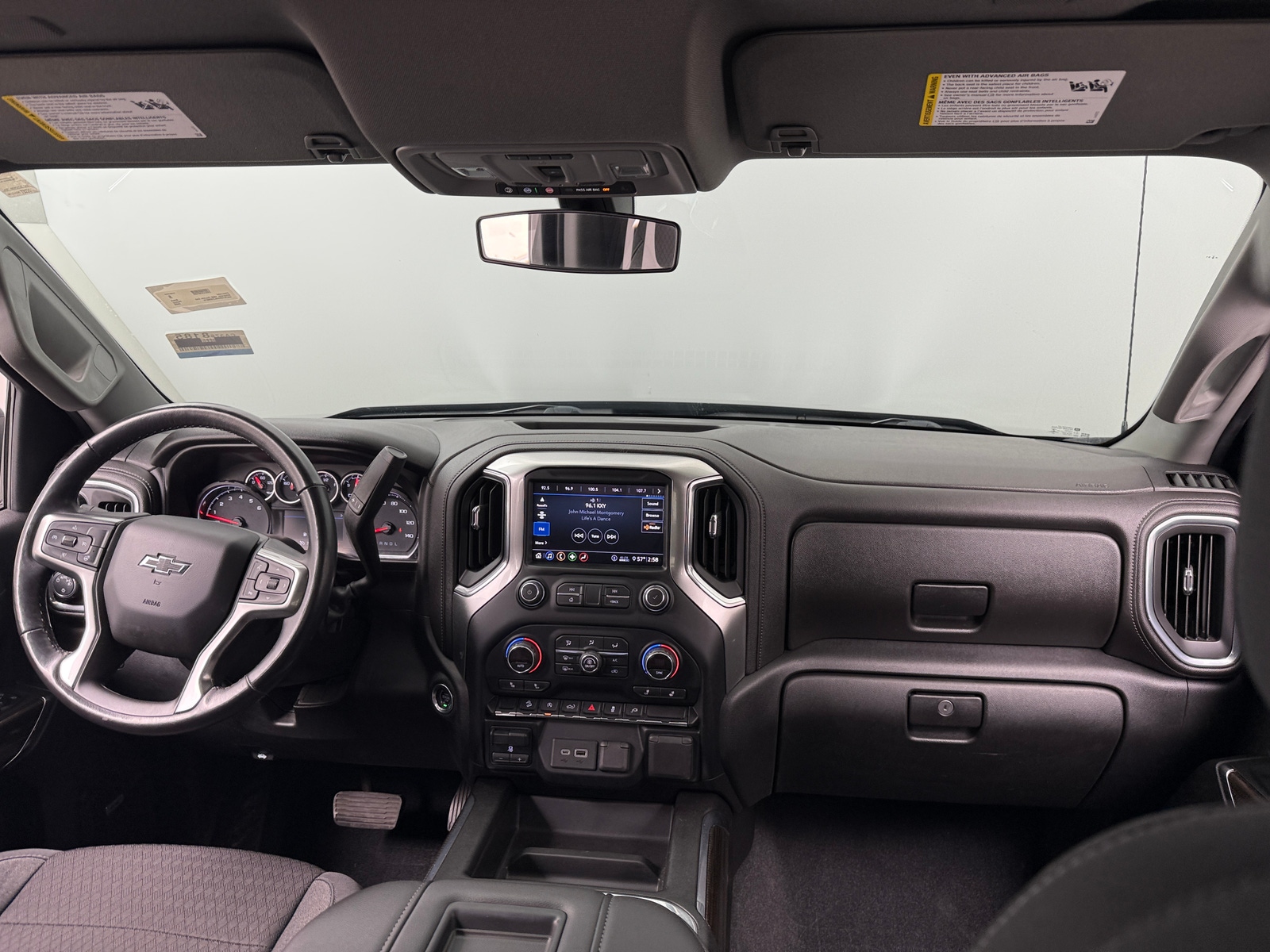 Thumbnail: 2020 Chevrolet Silverado 1500 - 3