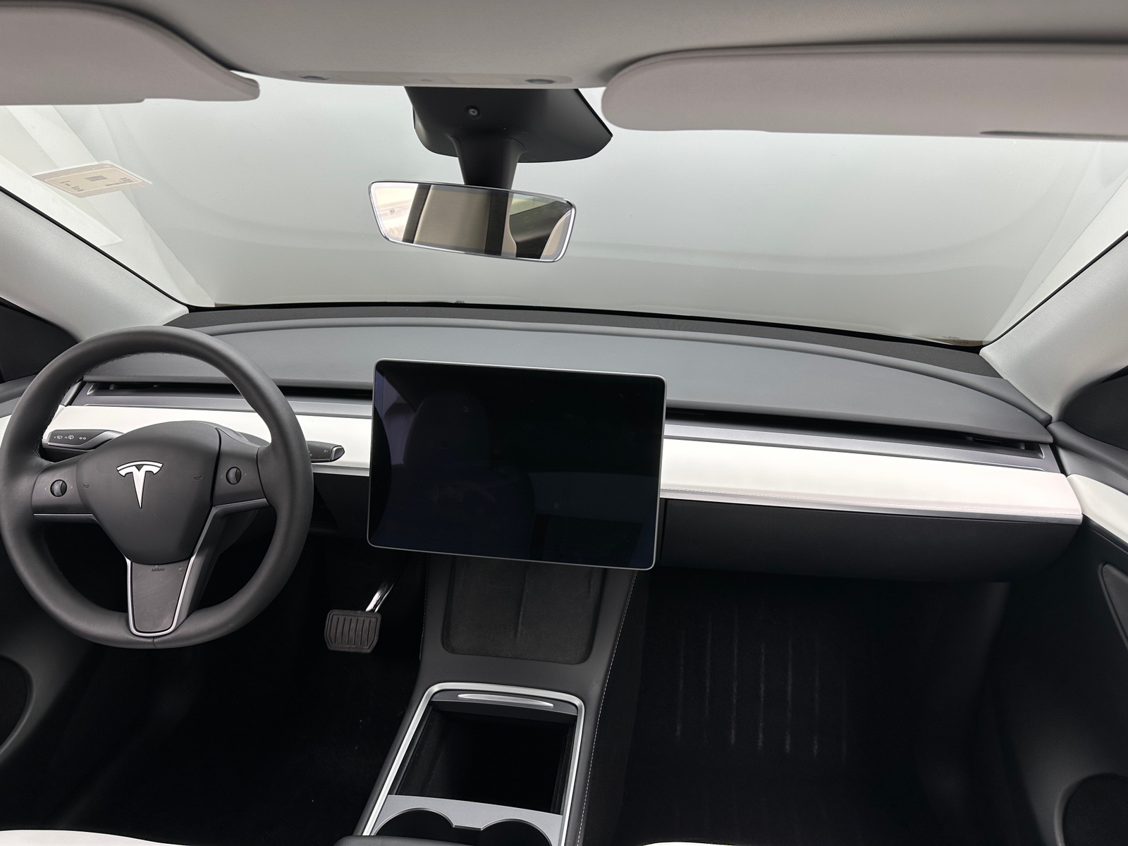 Thumbnail: 2025 Tesla Model Y - 2