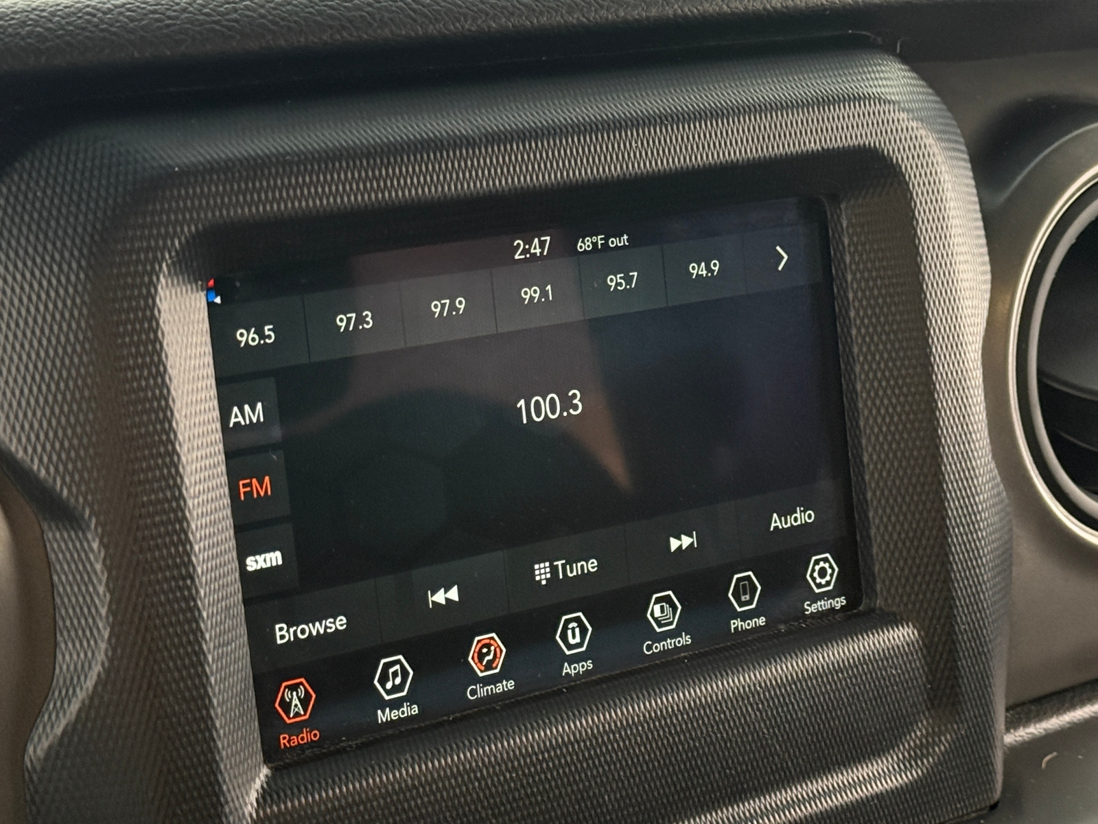 Thumbnail: 2022 Jeep Wrangler - 4