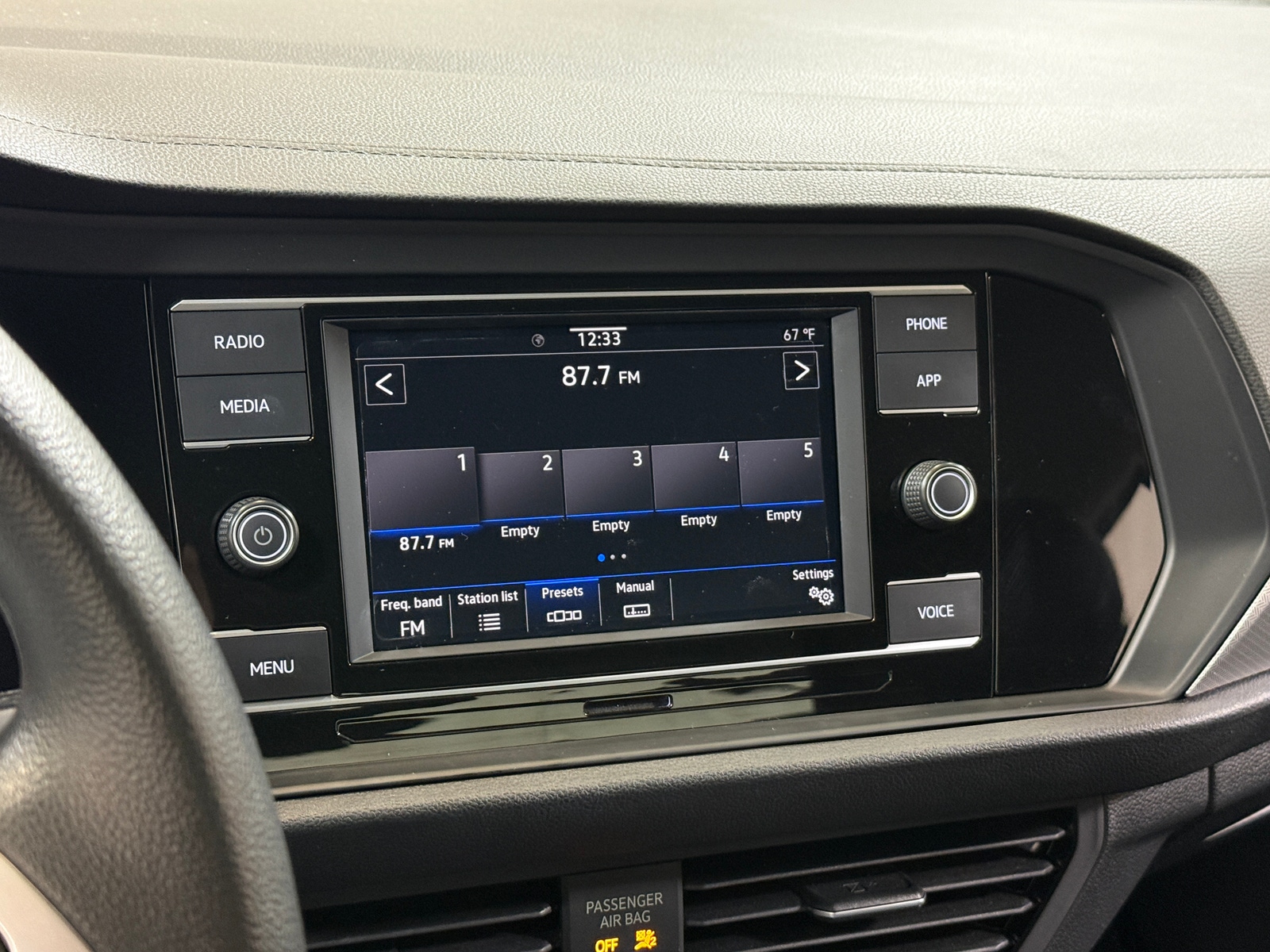 Thumbnail: 2021 Volkswagen Jetta - 4